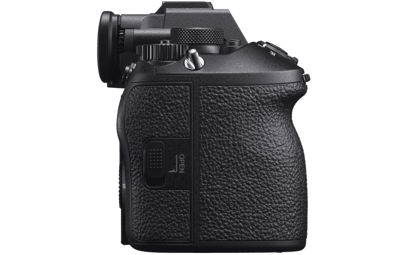 ILCE1M2B.CEC Secondary Image