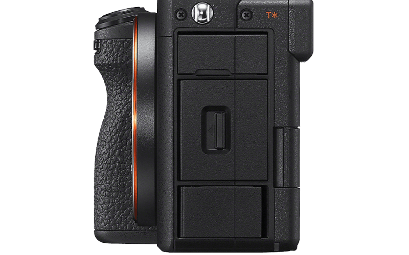 ILCE7CM2B.CEC Secondary Image