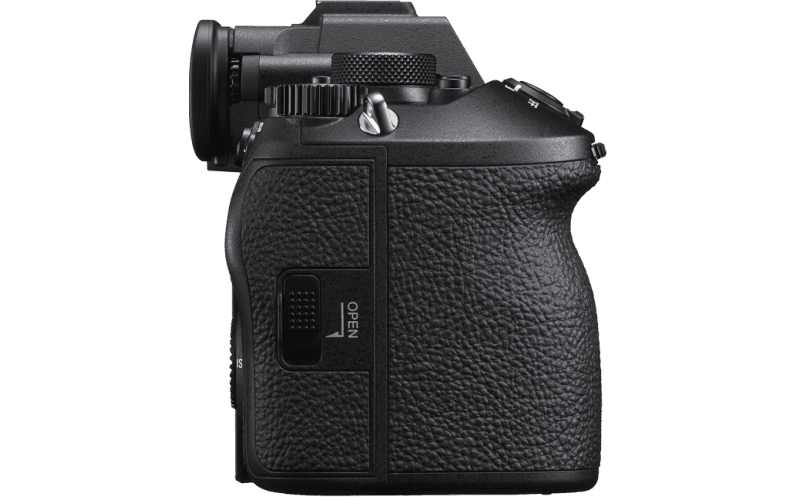 ILCE9M3B.CEC Secondary Image